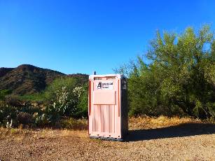wAZT-2016 day8-2  Scenic Toilet.jpg (404478 bytes)
